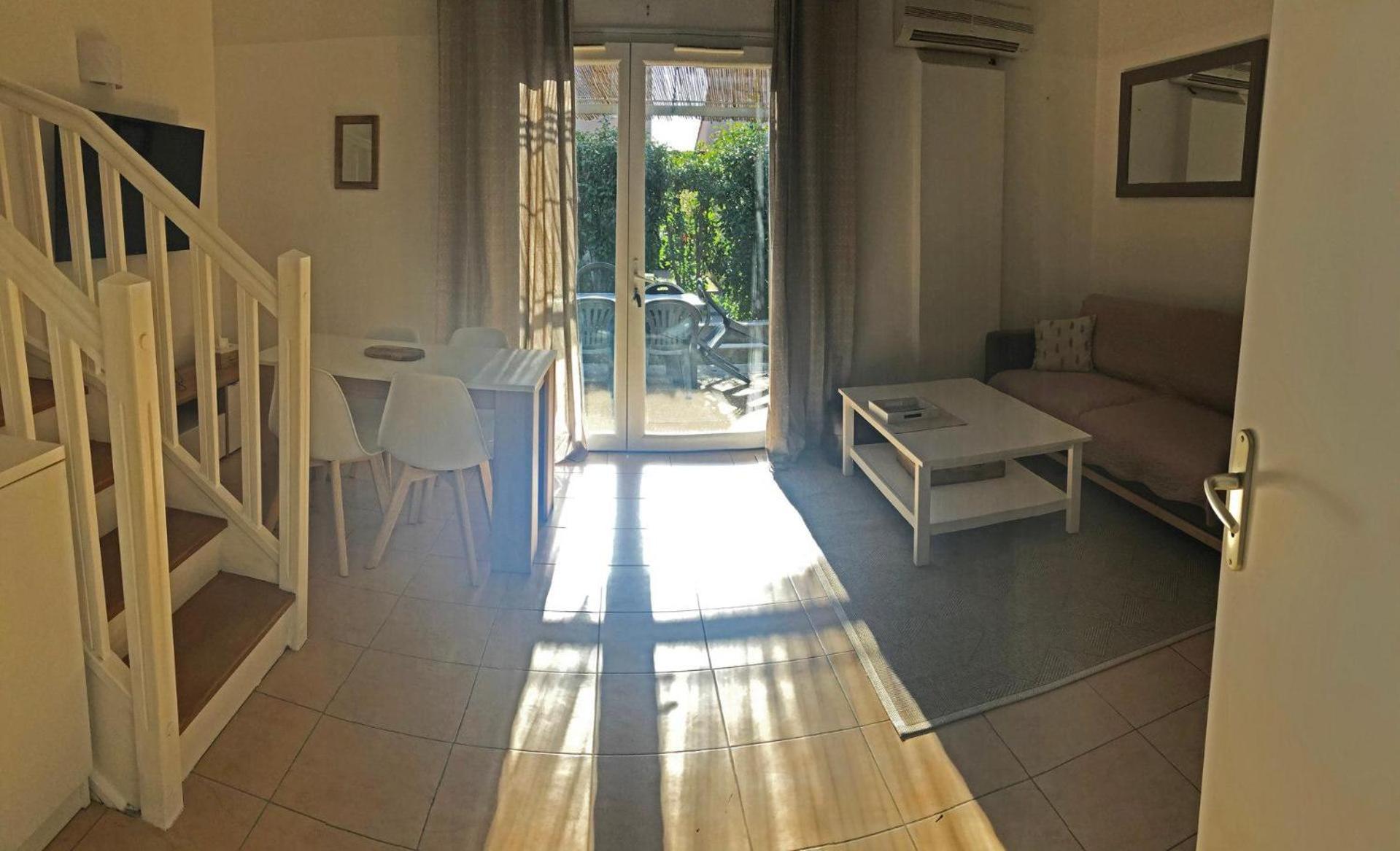 Pleasant Gite, With Collective Heated Swimming Pool, In The Heart Of The Alpilles In Mouries, 4/6 People. Villa Екстериор снимка