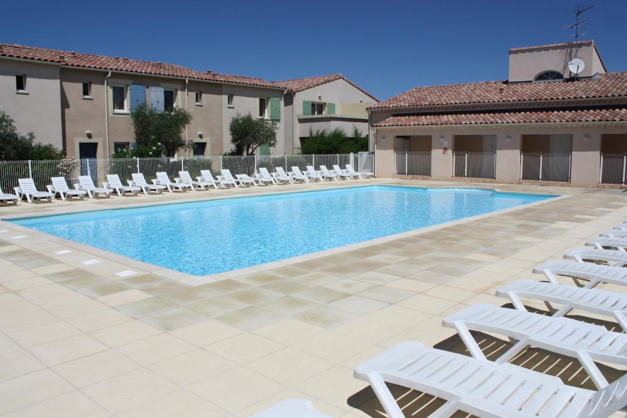 Pleasant Gite, With Collective Heated Swimming Pool, In The Heart Of The Alpilles In Mouries, 4/6 People. Villa Екстериор снимка