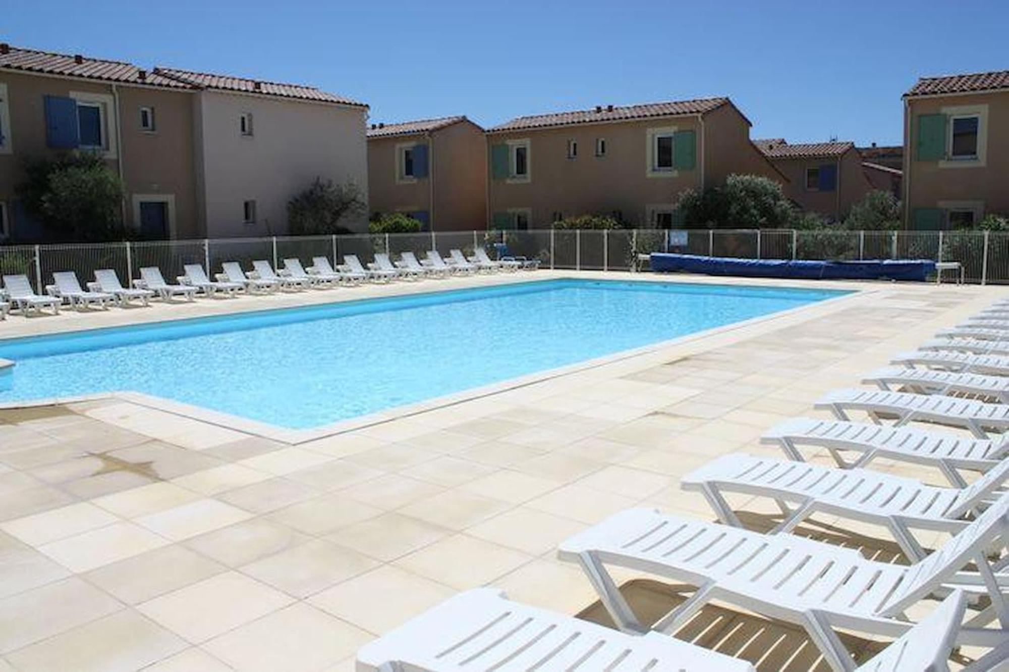 Pleasant Gite, With Collective Heated Swimming Pool, In The Heart Of The Alpilles In Mouries, 4/6 People. Villa Екстериор снимка